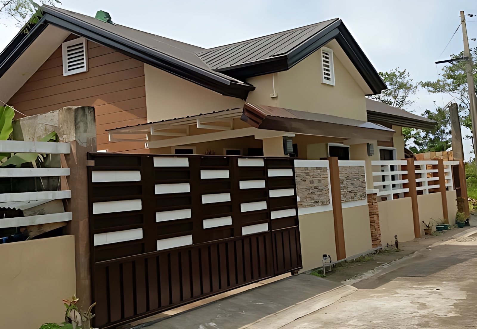 Short stay philippines - front house